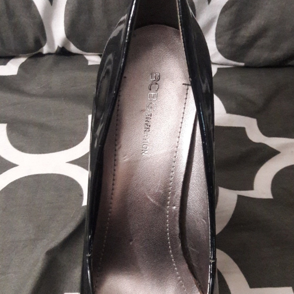 Shoes - Picture 3 of 3